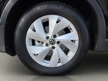 VW Tiguan 1.5 eTSI 131 PS DSG  AHK NAVI LED