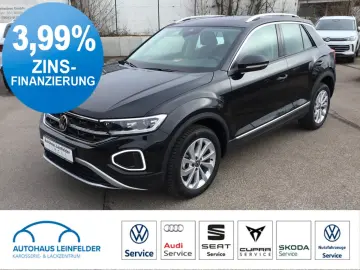 VW T-Roc 1.5 TSI DSG Style AHK MatrixLED ACC Pano