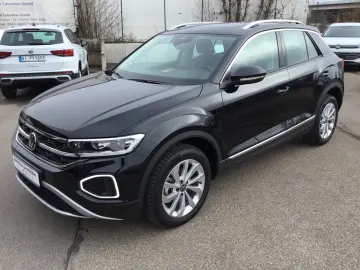VW T-Roc 1.5 TSI DSG Style AHK MatrixLED ACC Pano