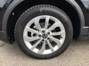 VW T-Roc 1.5 TSI DSG Style AHK MatrixLED ACC Pano