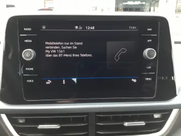 VW T-Roc 1.5 TSI DSG Style AHK MatrixLED ACC Pano