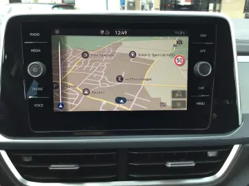 VW T-Roc 1.5 TSI DSG Style AHK MatrixLED ACC Pano