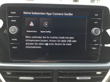 VW T-Roc 1.5 TSI DSG Style AHK MatrixLED ACC Pano