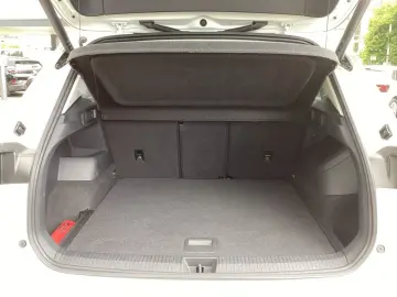 VW Tiguan 2.0TDI Elegance 4M DSG Pano AHK Navi LED