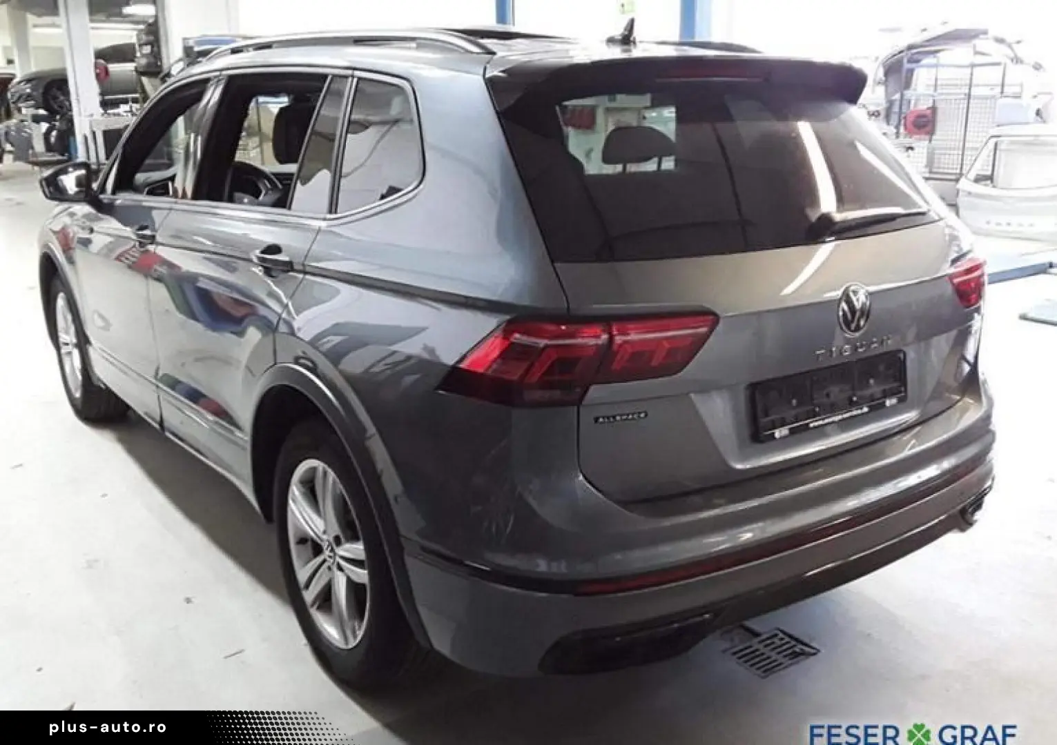 VW Tiguan Allspace 2.0 TSI DSG R-Line BLACK 4M PANO