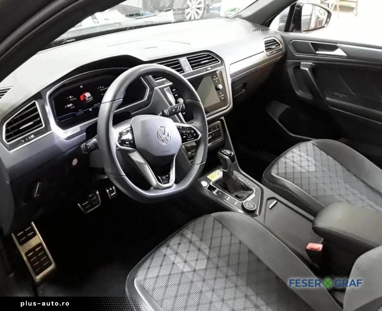 VW Tiguan Allspace 2.0 TSI DSG R-Line BLACK 4M PANO