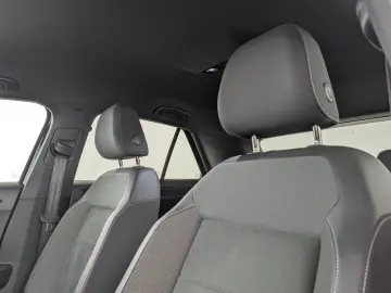 VW T-Roc 2.0 TDI R-Line 4Motion DSG LED NAVI ACC VC