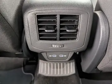 VW T-Roc 2.0 TDI R-Line 4Motion DSG LED NAVI ACC VC