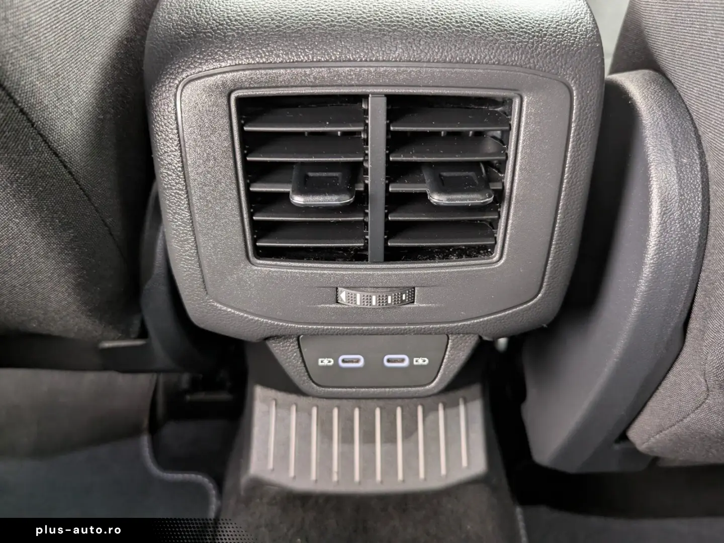 VW T-Roc 2.0 TDI R-Line 4Motion DSG LED NAVI ACC VC
