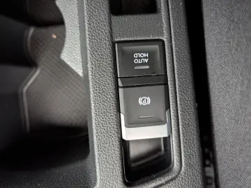 VW T-Roc 2.0 TDI R-Line 4Motion DSG LED NAVI ACC VC