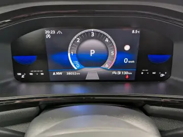 VW T-Roc 2.0 TDI R-Line 4Motion DSG LED NAVI ACC VC