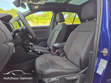 VW T-Roc 1.5 TSI DSG R-Line NWGar Pano Matrix Sound