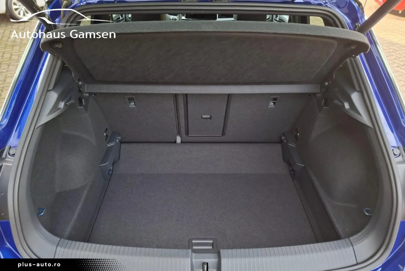 VW T-Roc 1.5 TSI DSG R-Line NWGar Pano Matrix Sound