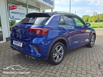 VW T-Roc 1.5 TSI DSG R-Line NWGar Pano Matrix Sound