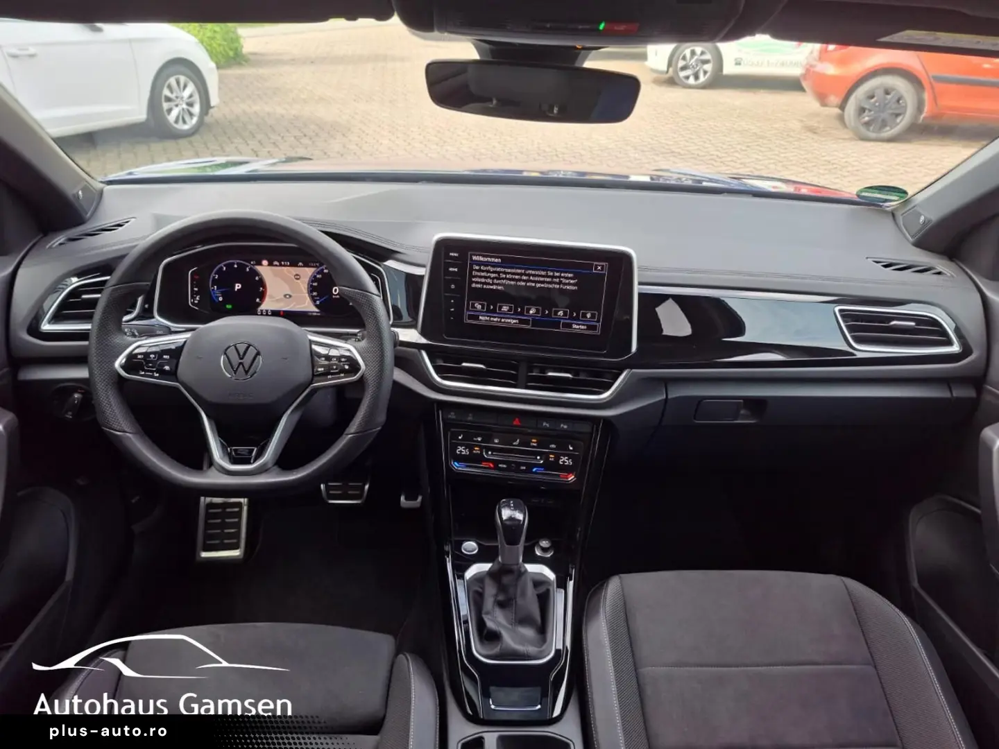 VW T-Roc 1.5 TSI DSG R-Line NWGar Pano Matrix Sound