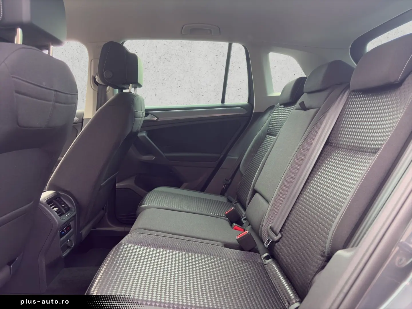 VW Tiguan 2.0 TDI Active  Navi  AHK  Kamera KLIMA L