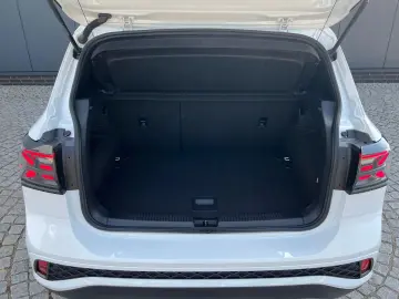 VW T-Cross R-Line 1.5 TSI DSG  LED  ACC  Navi  Kame