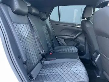 VW T-Cross R-Line 1.5 TSI DSG  LED  ACC  Navi  Kame