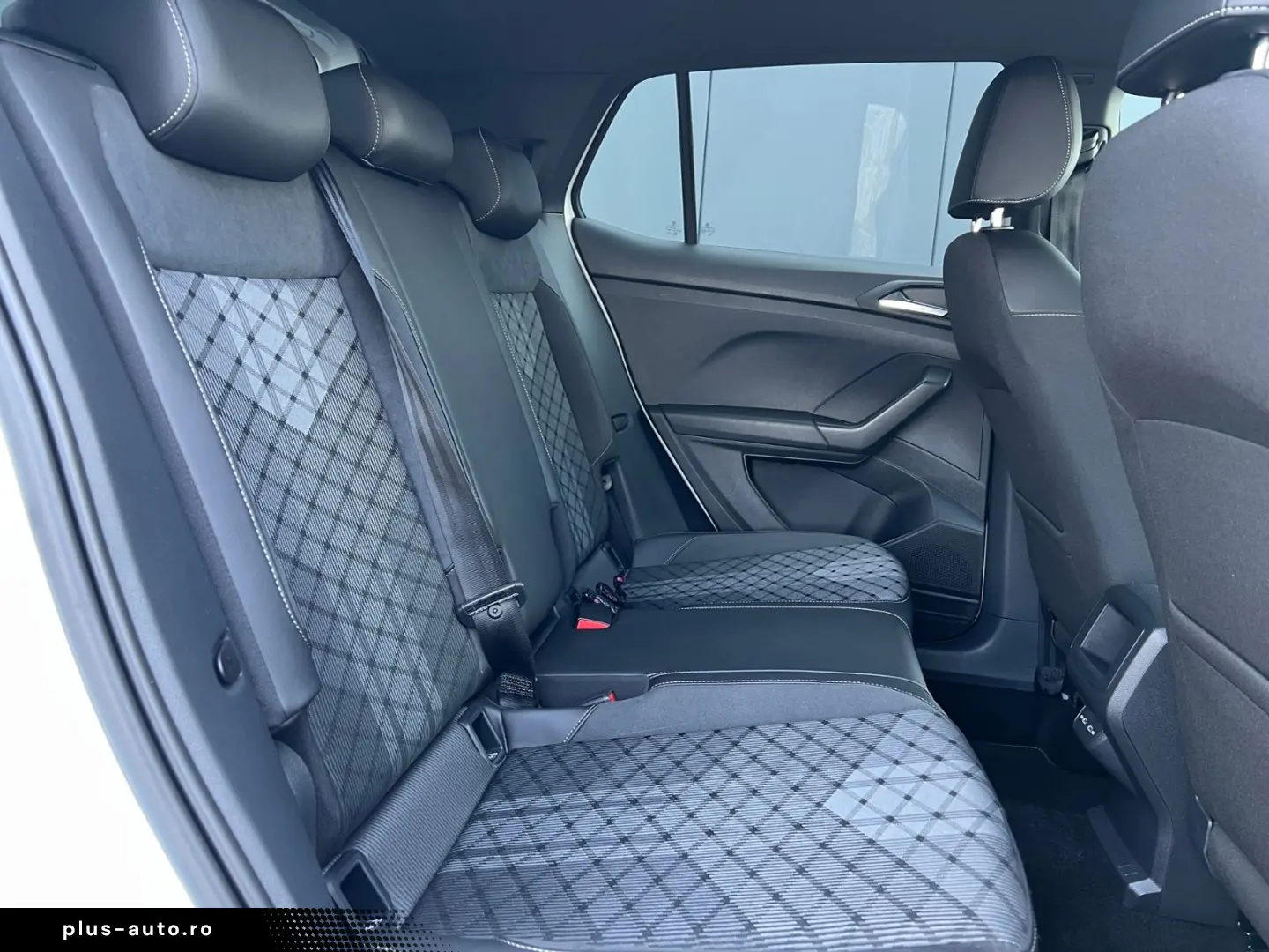 VW T-Cross R-Line 1.5 TSI DSG  LED  ACC  Navi  Kame
