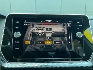 VW T-Cross R-Line 1.5 TSI DSG  LED  ACC  Navi  Kame