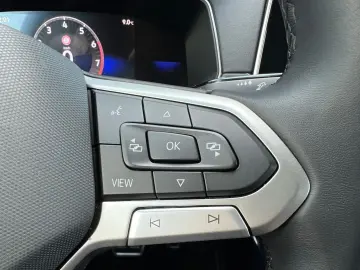 VW T-Cross R-Line 1.5 TSI DSG  LED  ACC  Navi  Kame