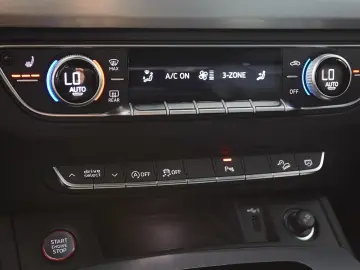 AUDI SQ5 Sportback VIRTUAL ADAPTIV NAVI  MATRIX AHK