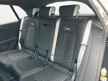 AUDI RSQ8 4.0 TFSI quattro tiptronic   STANDHZ.   AHK