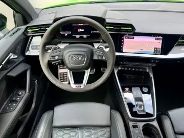 AUDI RS 3 Sportback 2.5 TFSI q. Navi ACC B&O