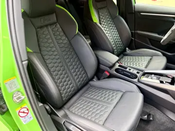 AUDI RS 3 Sportback 2.5 TFSI q. Navi ACC B&O