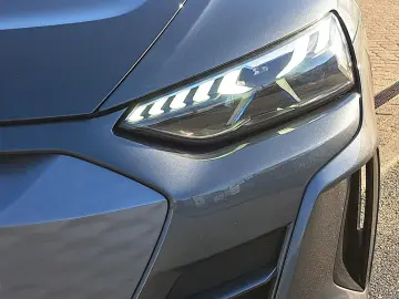 AUDI e-tron GT quattro DYN-PAK HEAD 4xKAM MATRIX AIR