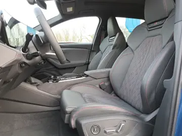 AUDI Q6 e-tron edition one blue quattro AHK PANO B&O