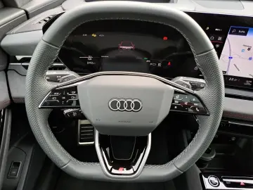AUDI Q6 e-tron edition one blue quattro AHK PANO B&O