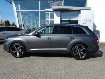 AUDI Q7 45 TDI quattro - Matrix LED   Allradlenkung