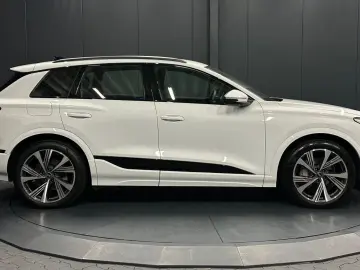 AUDI Q6 e-tron quattro  21Zoll Tech Pro AHK B&O 360
