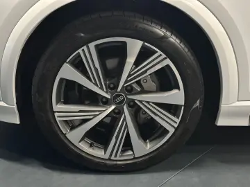 AUDI Q6 e-tron quattro  21Zoll Tech Pro AHK B&O 360