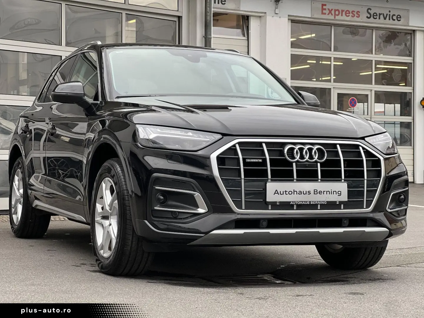 AUDI Q5 40TDI QUATTRO STANDHEIZ 360 MATRIX AHK DAB
