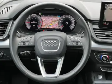 AUDI Q5 40TDI QUATTRO STANDHEIZ 360 MATRIX AHK DAB
