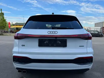 AUDI Q5 2.0 TDI quattro S Line Voll 5Jahre Garantie