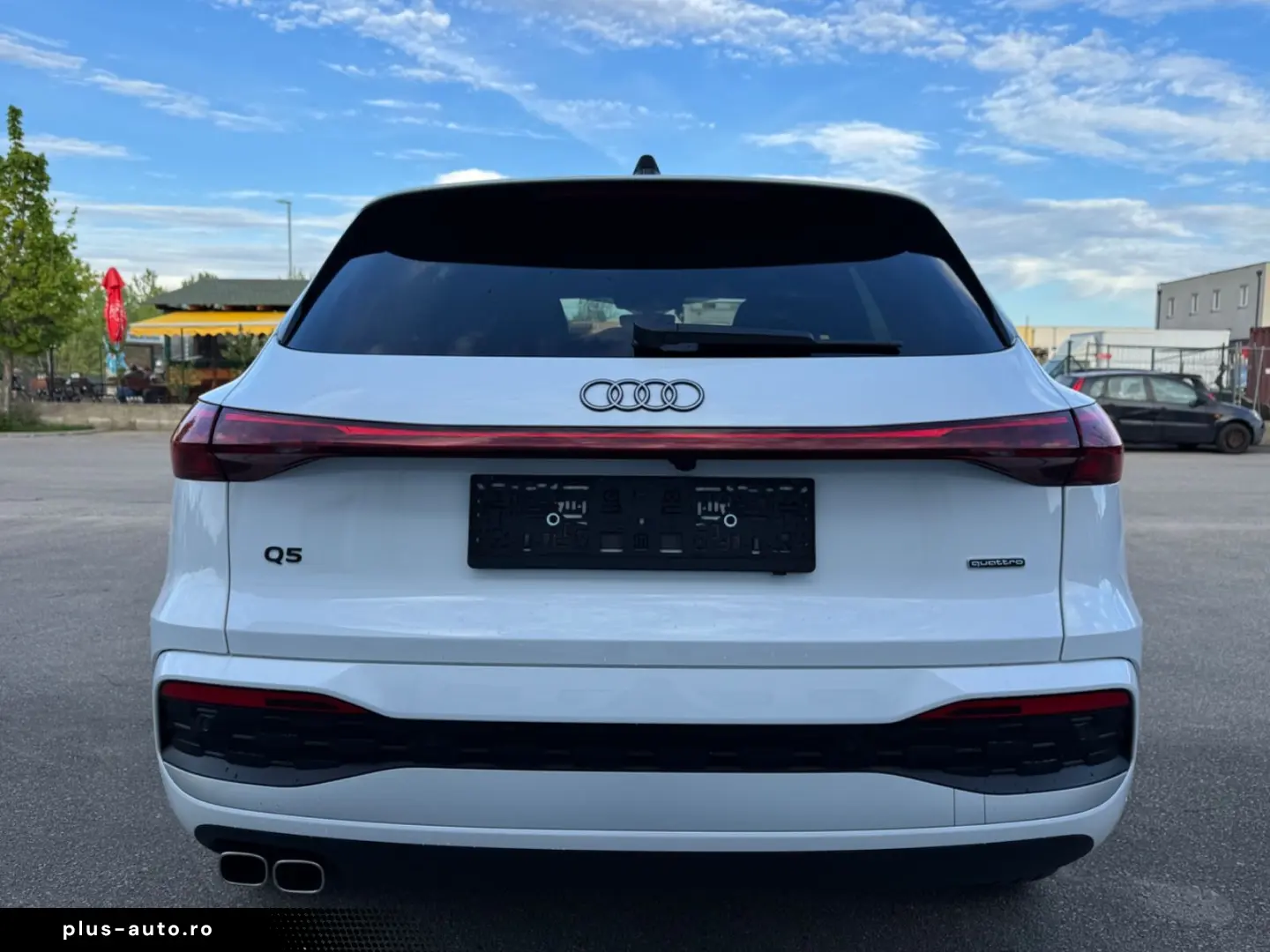AUDI Q5 2.0 TDI quattro S Line Voll 5Jahre Garantie