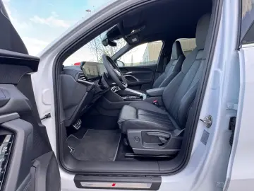 AUDI Q5 2.0 TDI quattro S Line Voll 5Jahre Garantie
