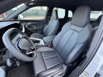 AUDI Q5 2.0 TDI quattro S Line Voll 5Jahre Garantie
