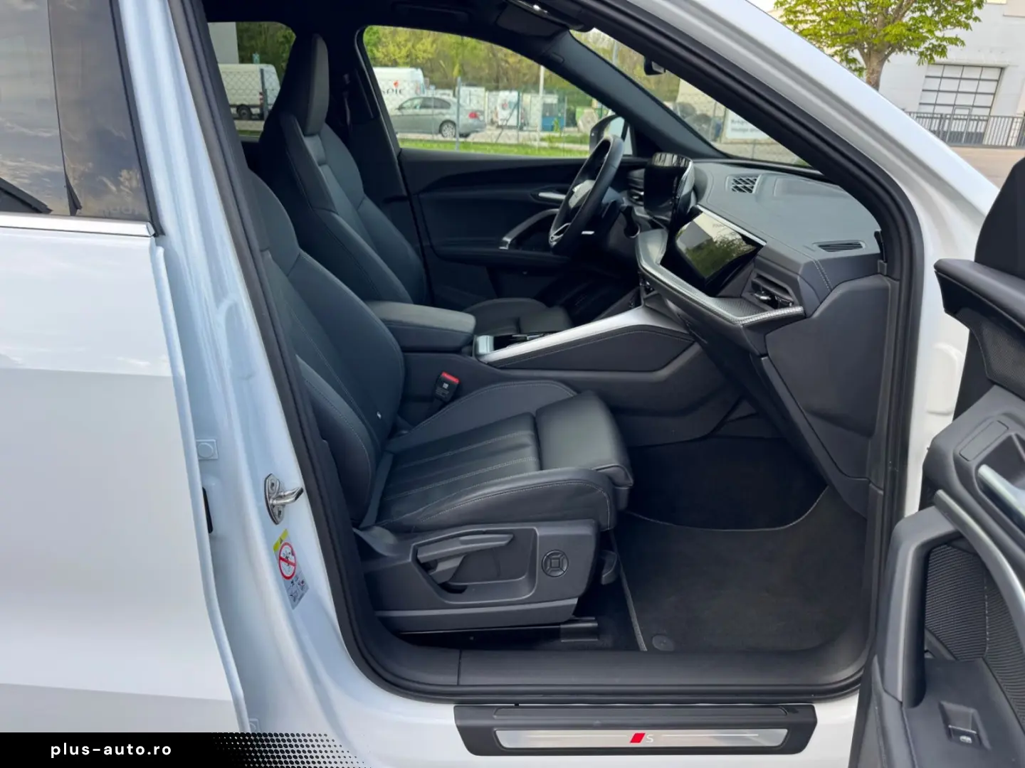 AUDI Q5 2.0 TDI quattro S Line Voll 5Jahre Garantie