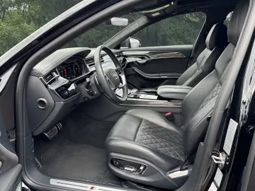 AUDI S8 4.0TFSI Quattro STHZG B&O HUD Pano