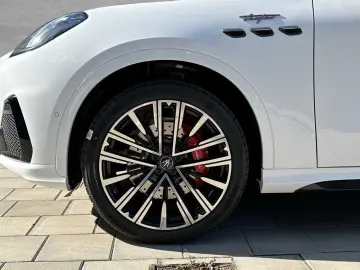 MASERATI Grecale Trofeo - Maserati Regensburg
