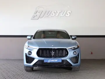 MASERATI Levante 3.0 V6 MC FTributo 360  ACC HK R21
