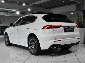 MASERATI Grecale GT 4WD  Pano  1 Hand  Unfallfrei