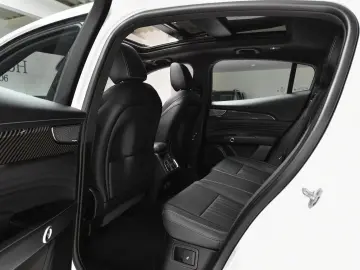 MASERATI Grecale GT 4WD  Pano  1 Hand  Unfallfrei