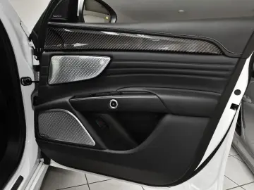 MASERATI Grecale GT 4WD  Pano  1 Hand  Unfallfrei