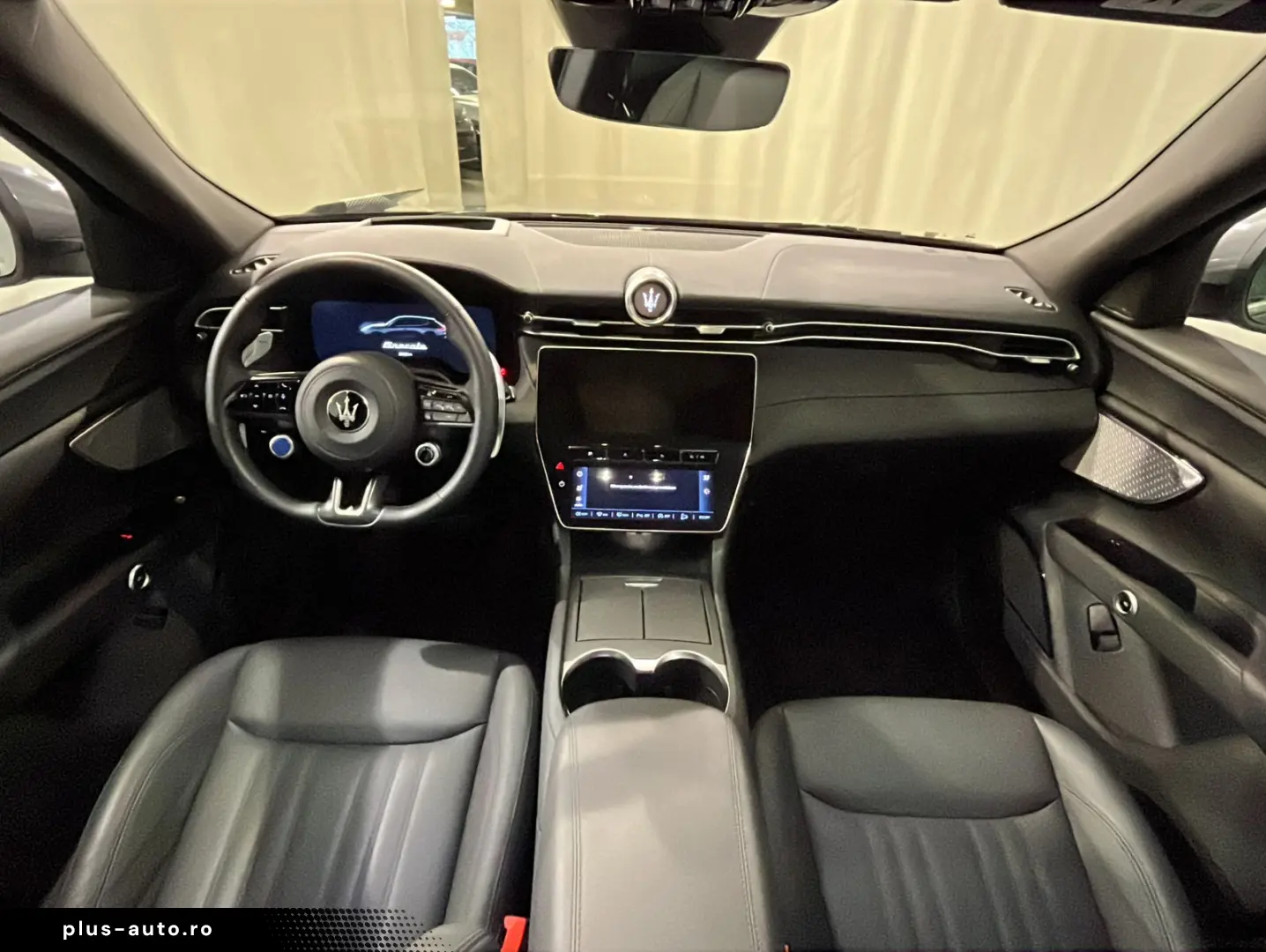 MASERATI Grecale GT Hybrid AWD  PANO 360 4xSHZ VOLL-LED