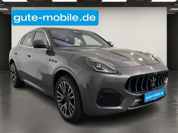 MASERATI Grecale GT Hybrid AWD  PANO 360 4xSHZ VOLL-LED